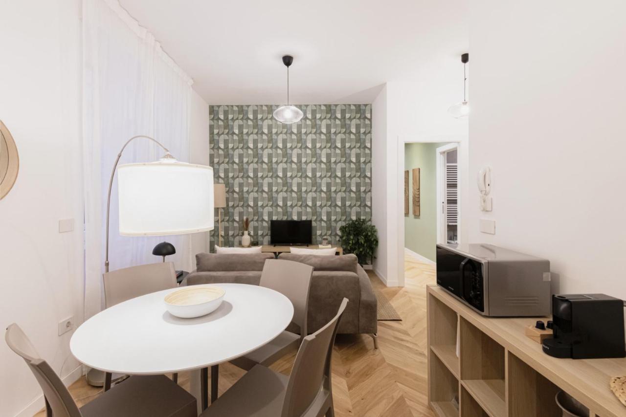 Ferienwohnung Easylife - Oasi Di Stile A 10Min Dal Duomo Mailand Exterior foto