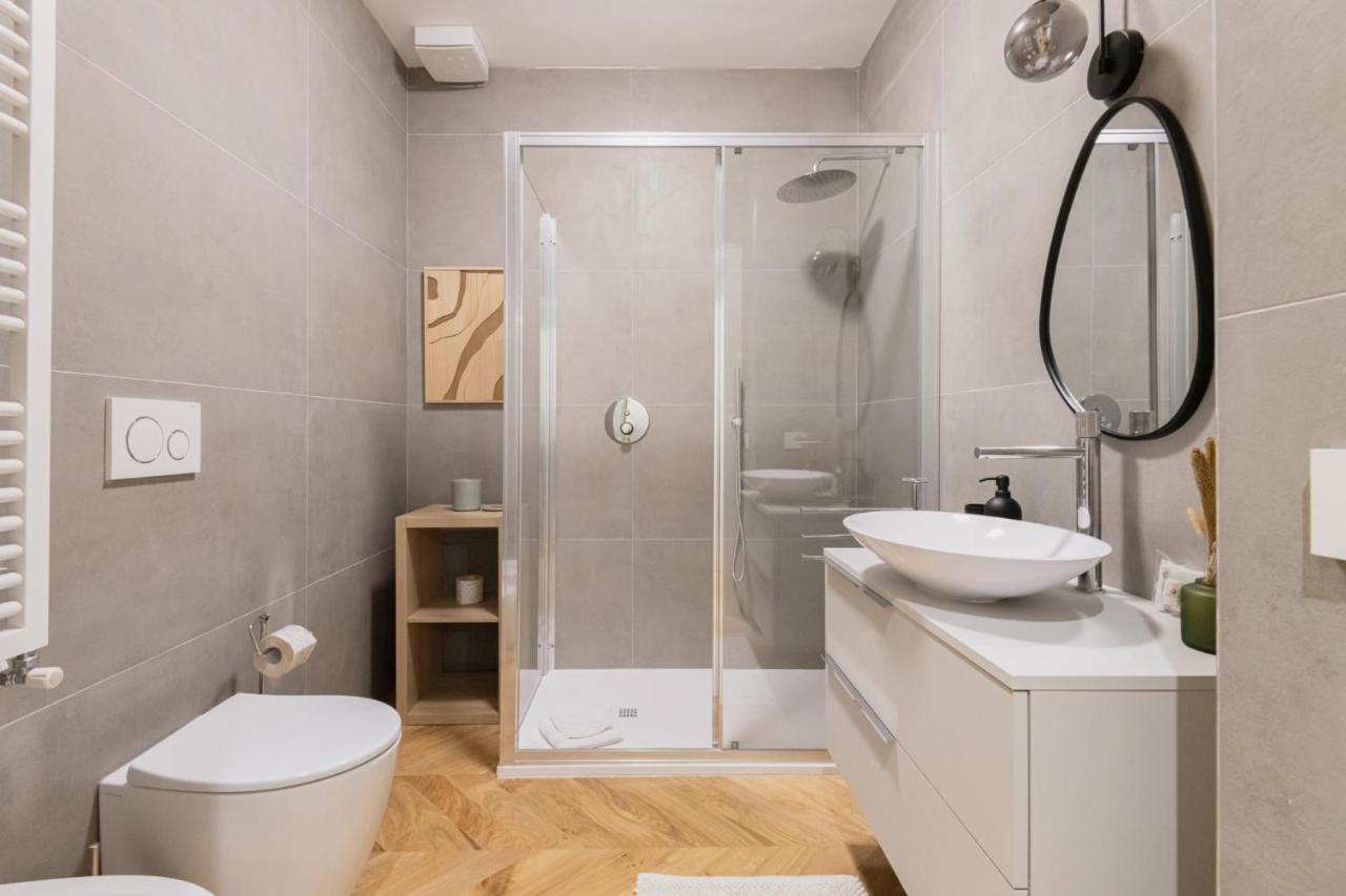 Ferienwohnung Easylife - Oasi Di Stile A 10Min Dal Duomo Mailand Exterior foto