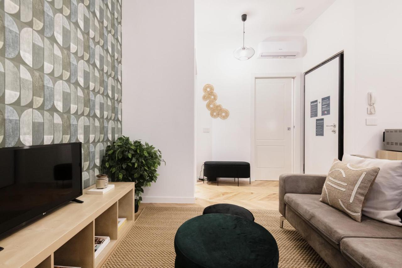 Ferienwohnung Easylife - Oasi Di Stile A 10Min Dal Duomo Mailand Exterior foto