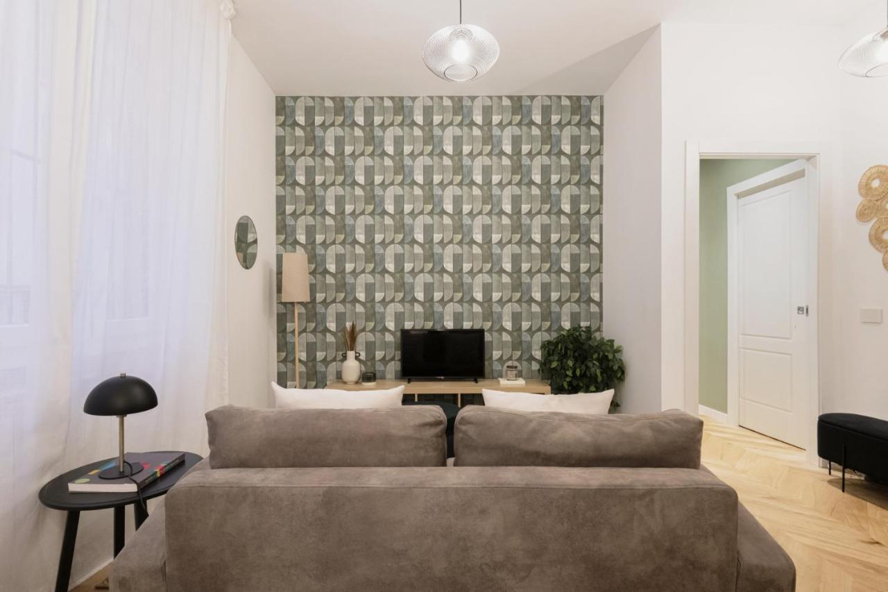 Ferienwohnung Easylife - Oasi Di Stile A 10Min Dal Duomo Mailand Exterior foto